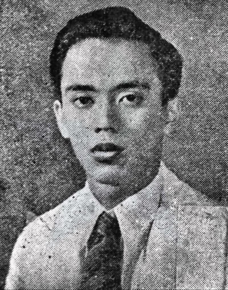 14 Februari Mereka Memperingati Dengan Bertukar Coklat. Sementara Pahlawanku Bertukar Peluru